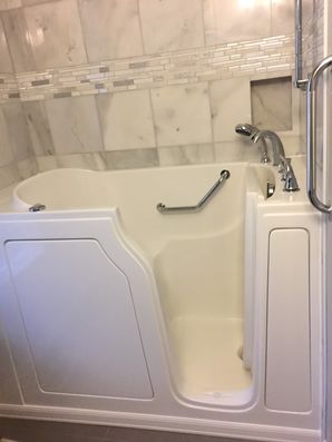 Accessible Bathtub in Mayview by Independent Home Products, LLC